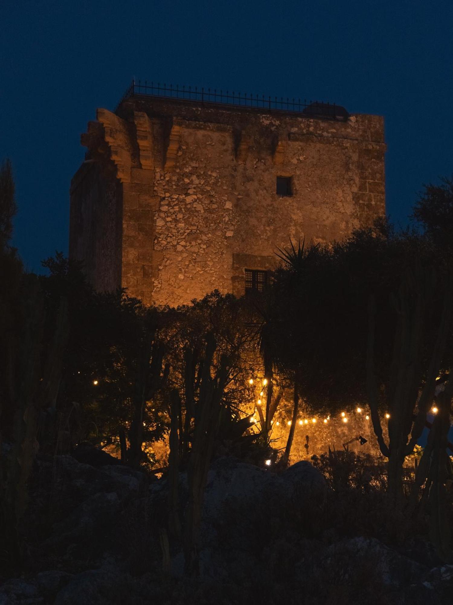 Апартаменты Torre Di Scopello Скопелло Экстерьер фото